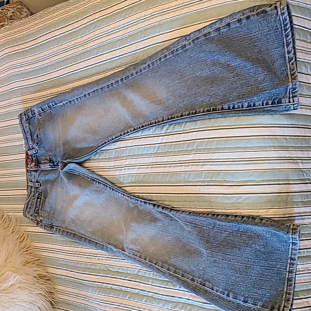 Womens Levi's Low Flare Stretch 519 Size 5